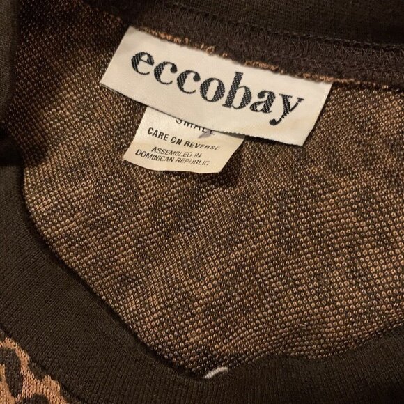 Eccobay.  Size Small.  Animal Print Stretch Pullover Sweater with Bindings.  B12 - Picture 7 of 7